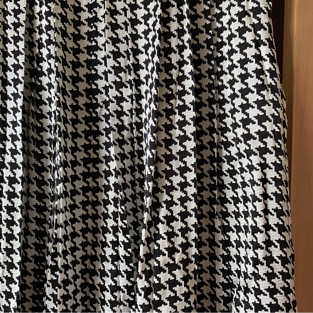 Zara satin houndstooth box pleat maxi skirt black white - Picture 7 of 9